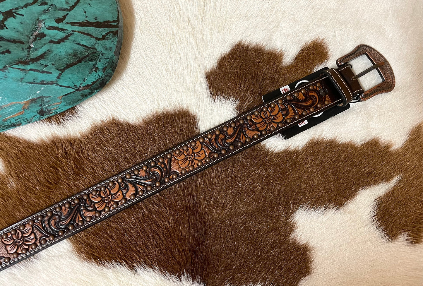 TOOLED LEATHER BELT